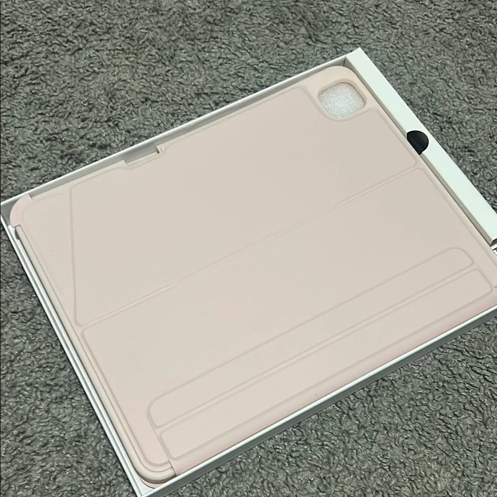 Apple white Tablet Keyboard for Enhanced Production